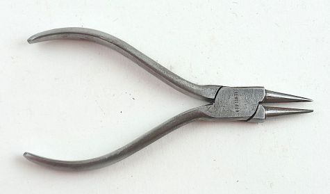 Lewis & Co. round nose pliers